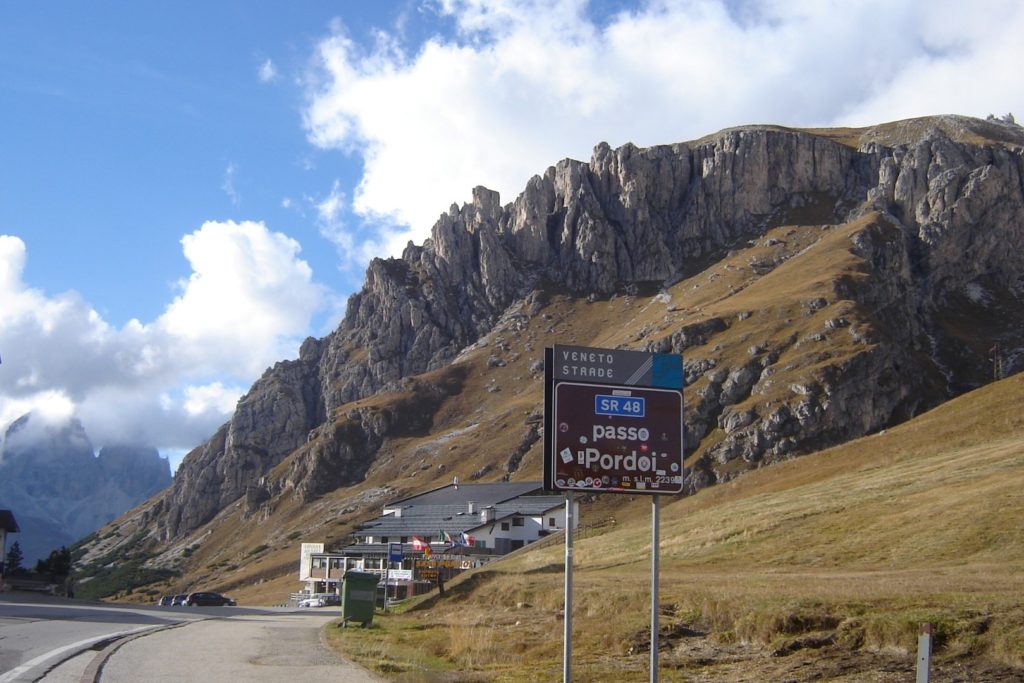 Route "von Riva del Garda nach Canazei". Passo Pordoi 5 1024x683 1